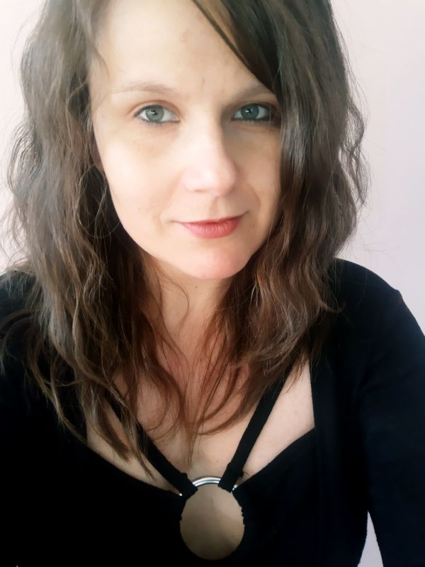 Да подкрепим Николина Барбутева в конкурс