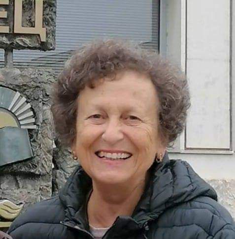 Рубрика "Пещерци" представя Васка Симонова - нежната сила на музиката