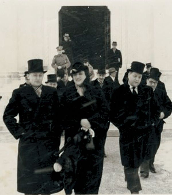 Непубликувана снимка на съпругата на Георги Кьосеиванов-Наталия