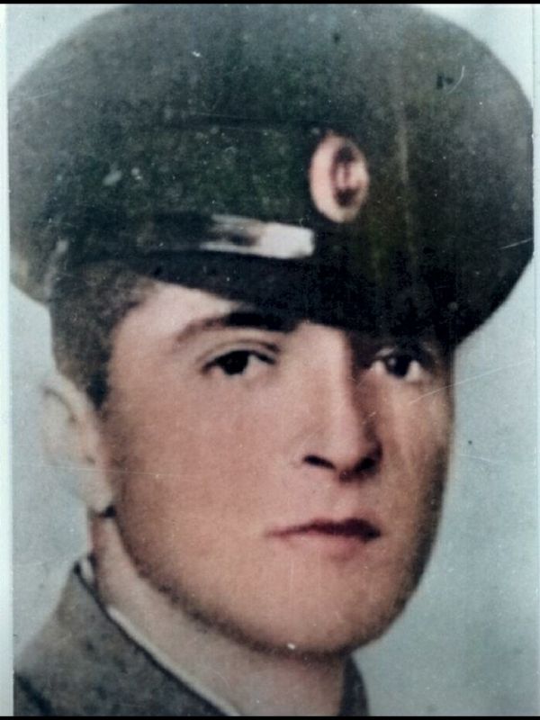 В рубрика "Пещерци"  представяме Георги Шопов